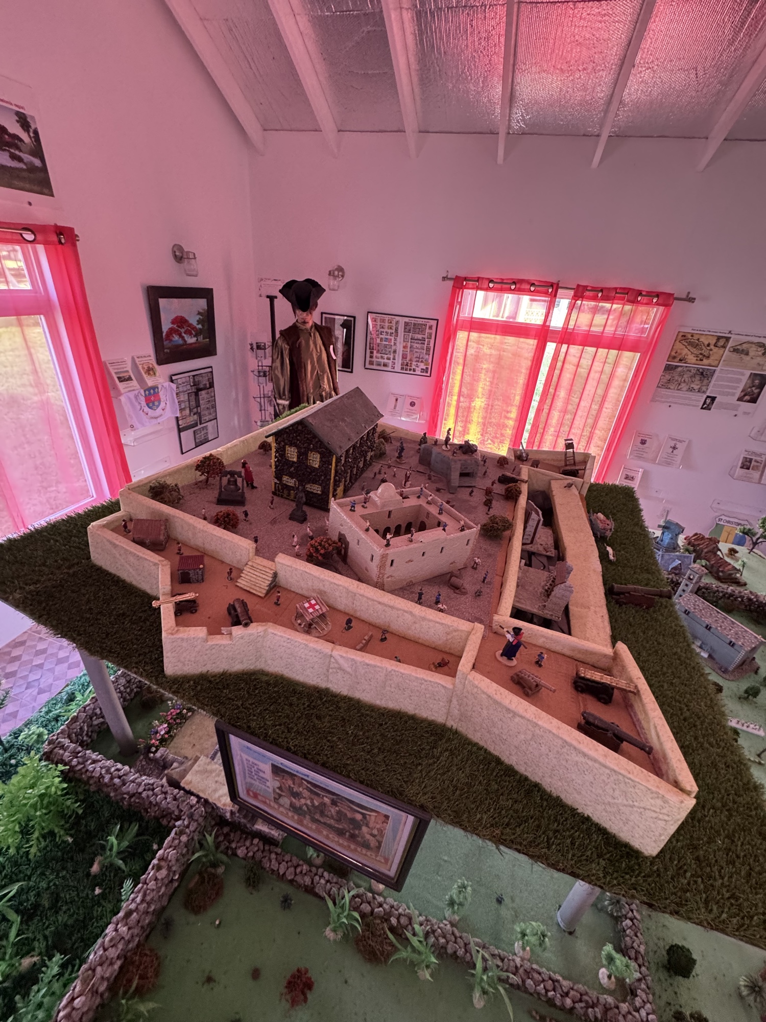 Crusader Museum diorama · second view, Nevis